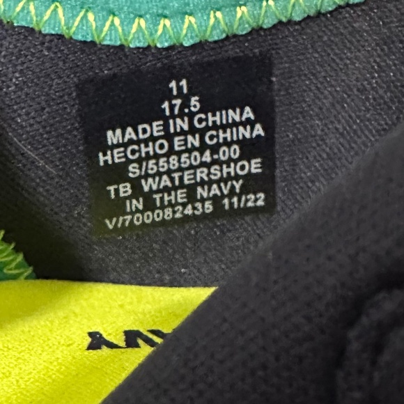 Old Navy | Toddler Size 11 Navy and Turquoise Water Shoe Velcro Closure - Picture 5 of 5